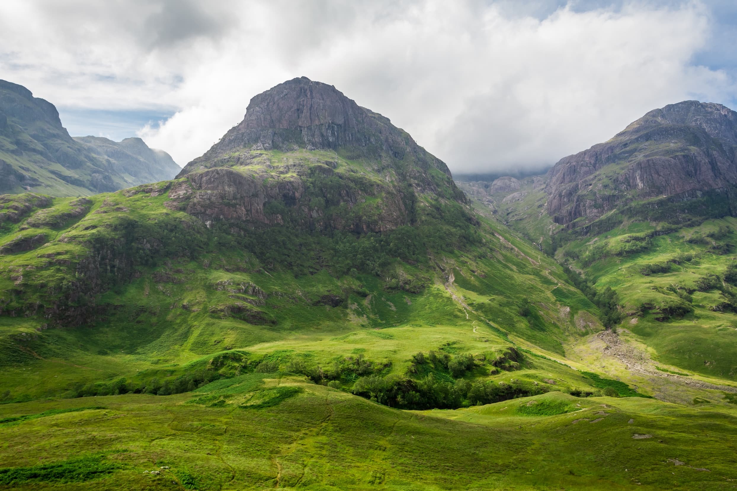 Ridge in the sky — Aonach Eagach